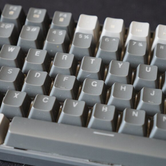 MageGee Wired Mechanical Gaming Keyboard, 96% Compact Layout, LED, Blue Switch - Picture 9 of 16